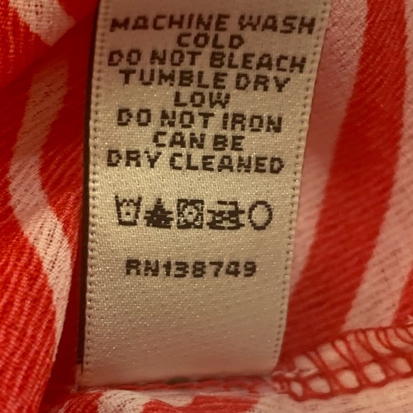 Neiman Marcus- Large Red and White Summer Rayon Dress - Picture 5 of 9
